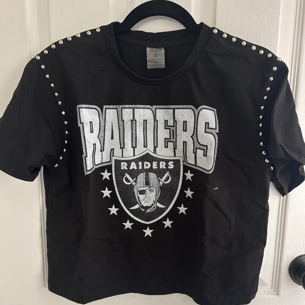 Las Vegas Raiders Black Studded Crop T-Shirt